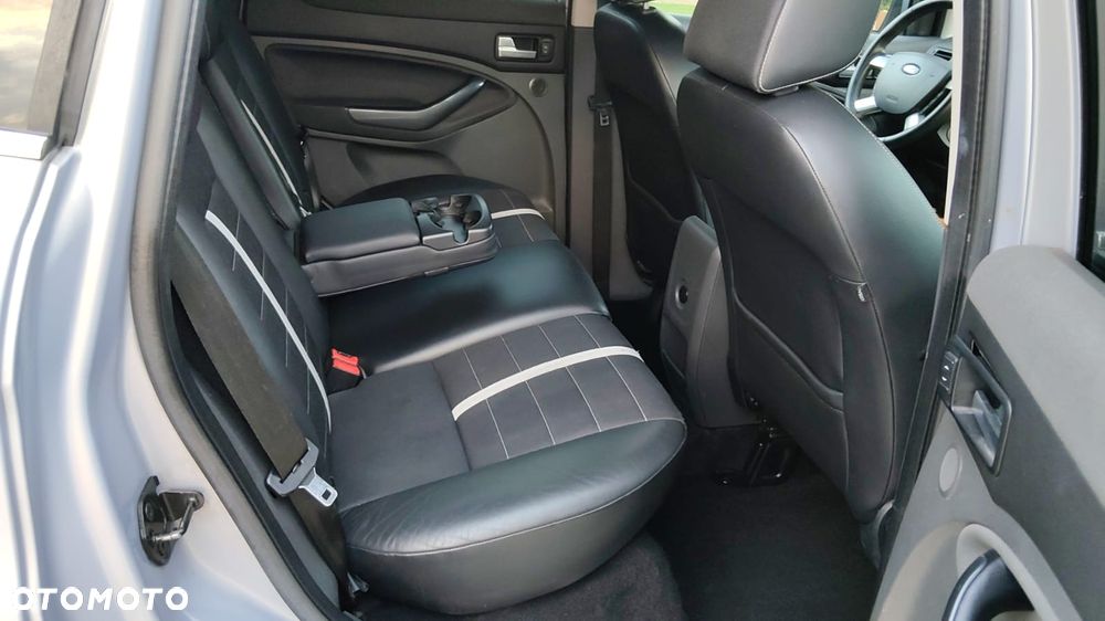 Ford Kuga 2.0 TDCi 4WD Titanium - 7