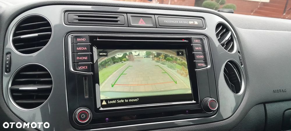 Volkswagen Tiguan - 12