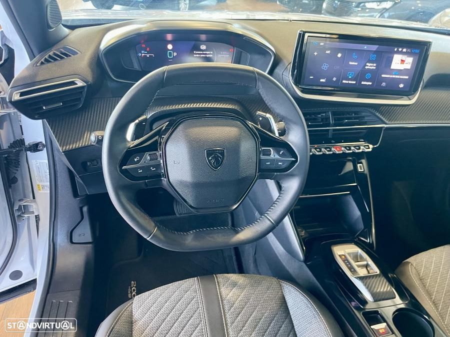 Peugeot 2008 1.2 Hybrid Allure e-DCS6 - 11