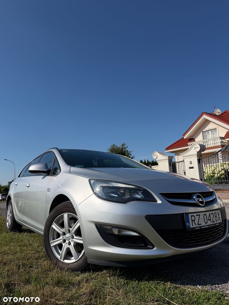 Opel Astra 1.7 CDTI DPF ecoFLEX TourerStart/Stop Edition - 1