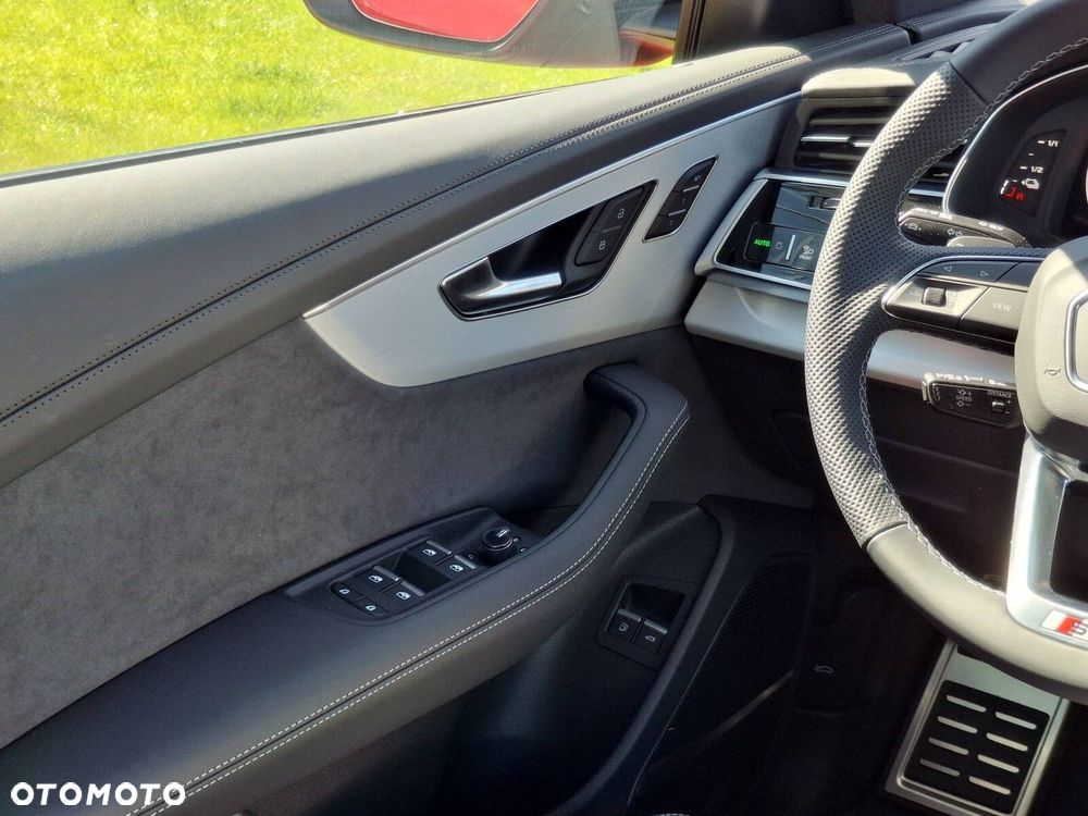 Audi Q8 - 18