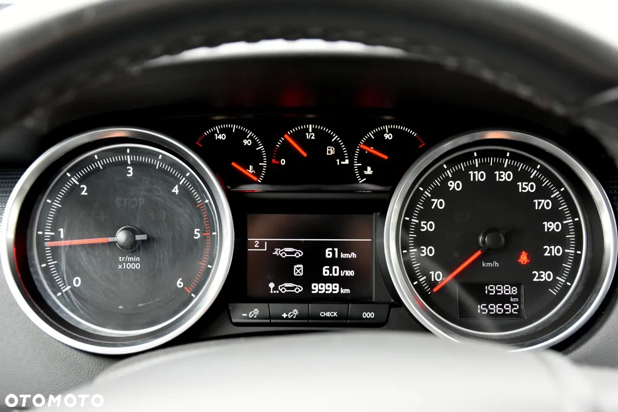 Peugeot 508 SW BlueHDi 150 Stop&Start Allure - 29