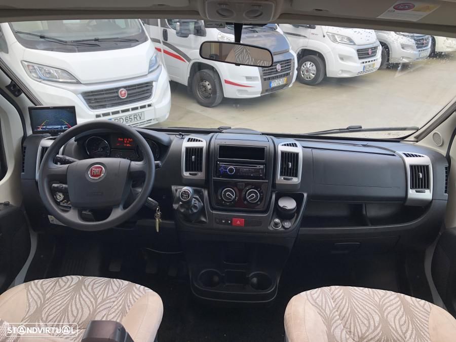 Autostar Privilege P650LC c.central e basculante - 11