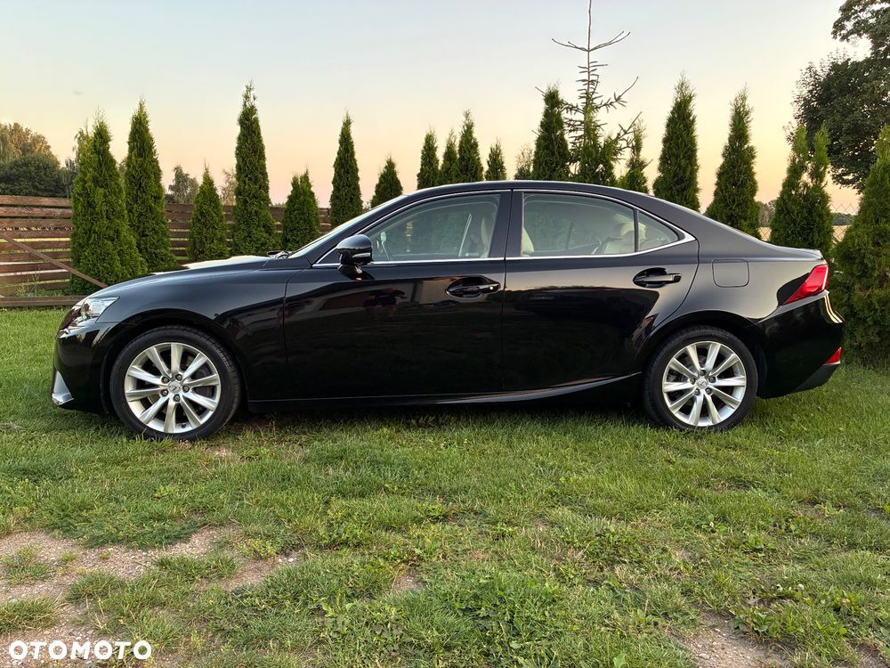 Lexus IS 200t Comfort - 3
