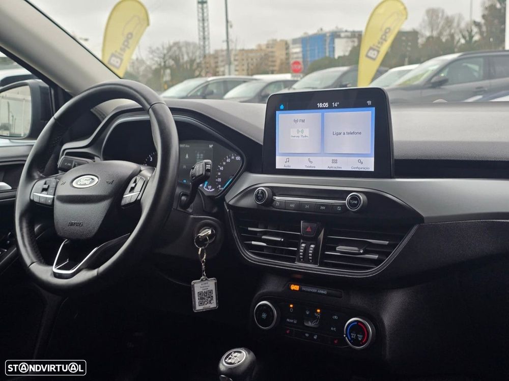 Ford Focus SW 1.0 EcoBoost Active - 17