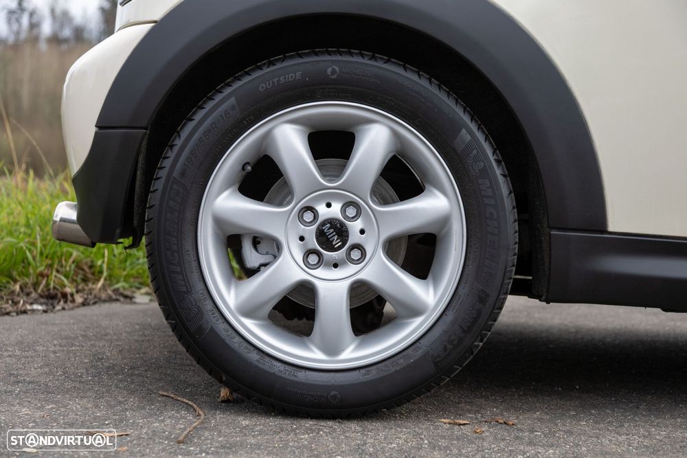 MINI 3 Portas One D - 15