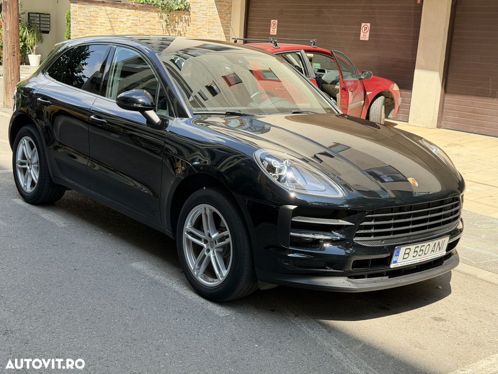 Porsche Macan Standard - 2