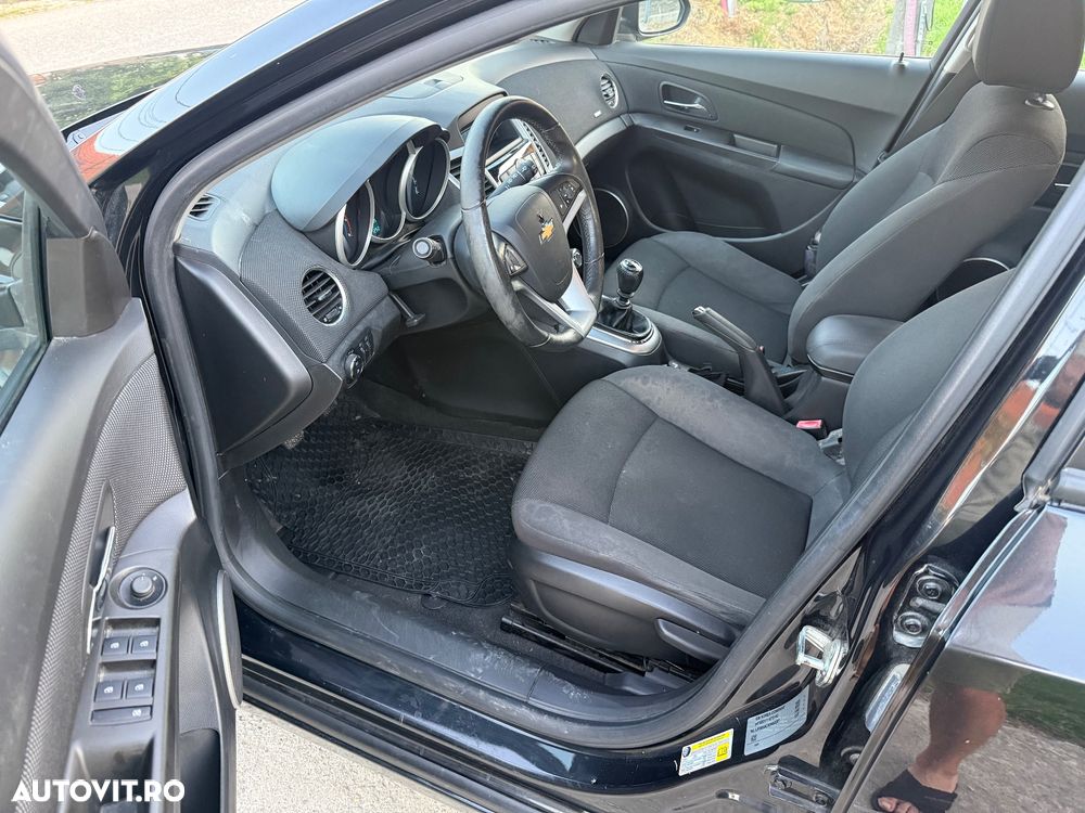 Chevrolet Cruze 1.8 LT - 7