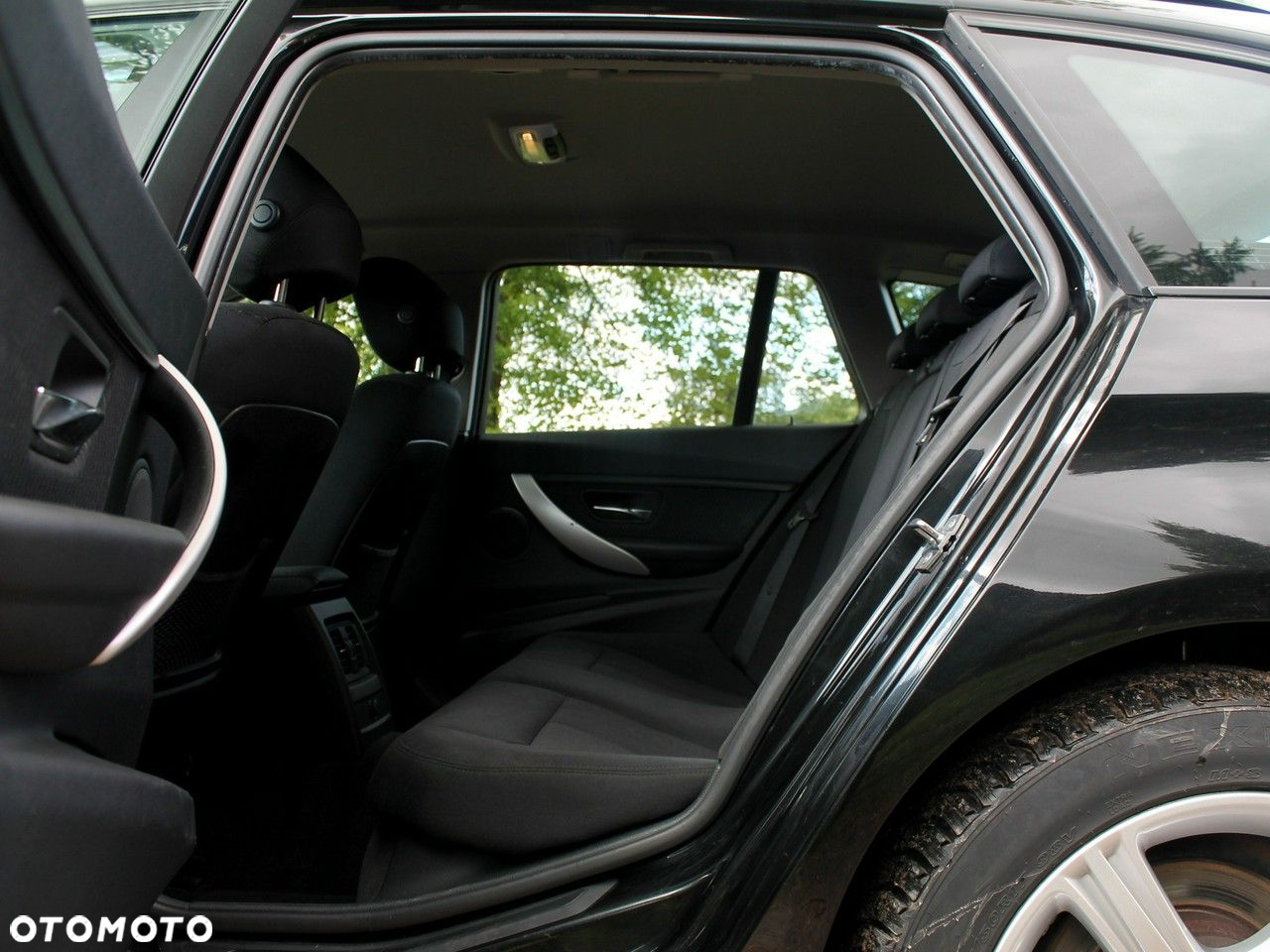 BMW Seria 3 - 16