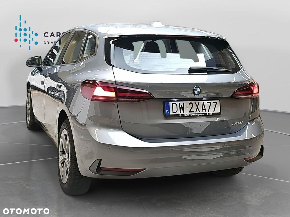 BMW Seria 2 218i - 6