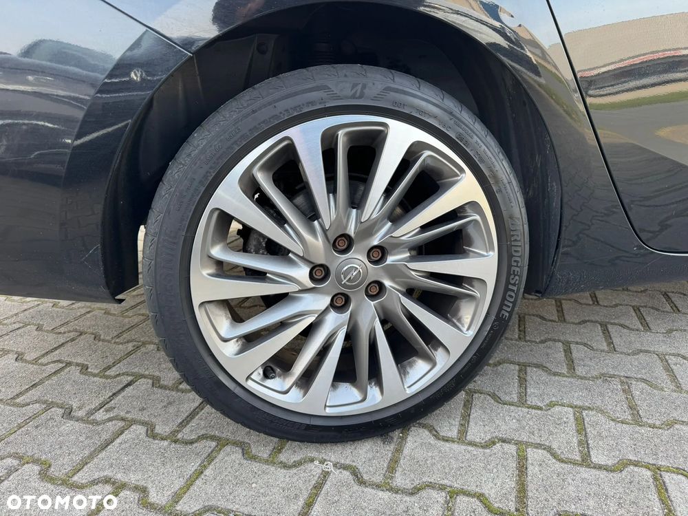 Opel Astra 1.6 CDTI Sport - 11