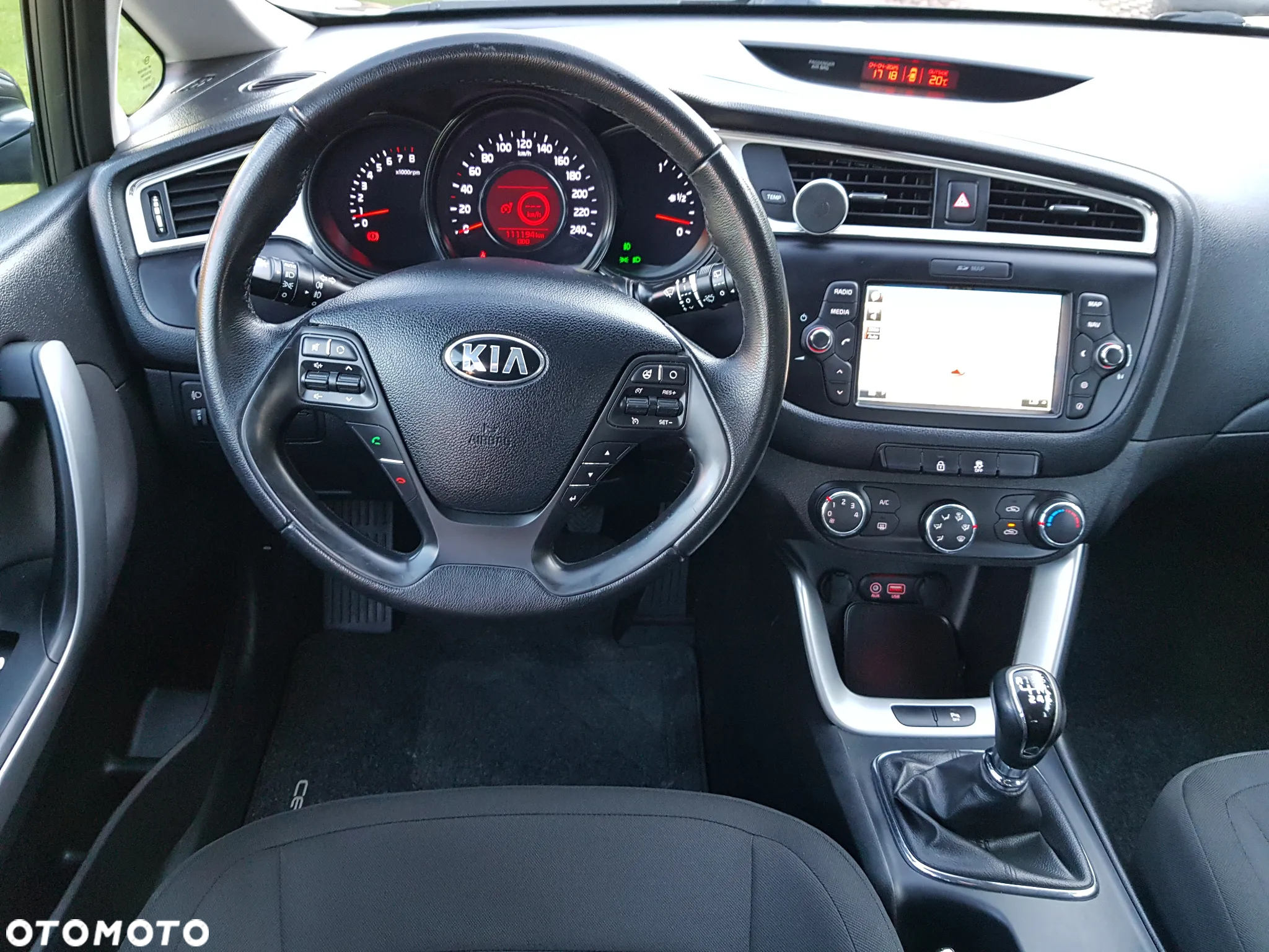 Kia Ceed 1.6 GDI Dream-Team Edition - 28