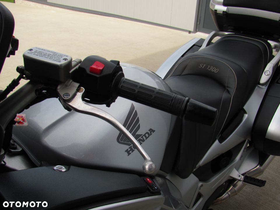 Honda ST - 26