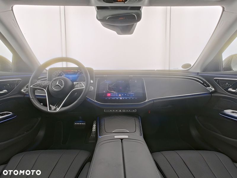 Mercedes-Benz Klasa E 300 de PHEV 4-Matic All-Terrain Avantgarde 9G-Tronic - 6