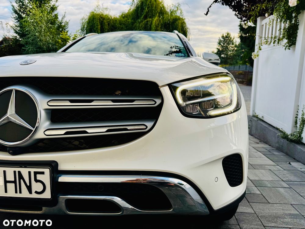 Mercedes-Benz GLC - 38