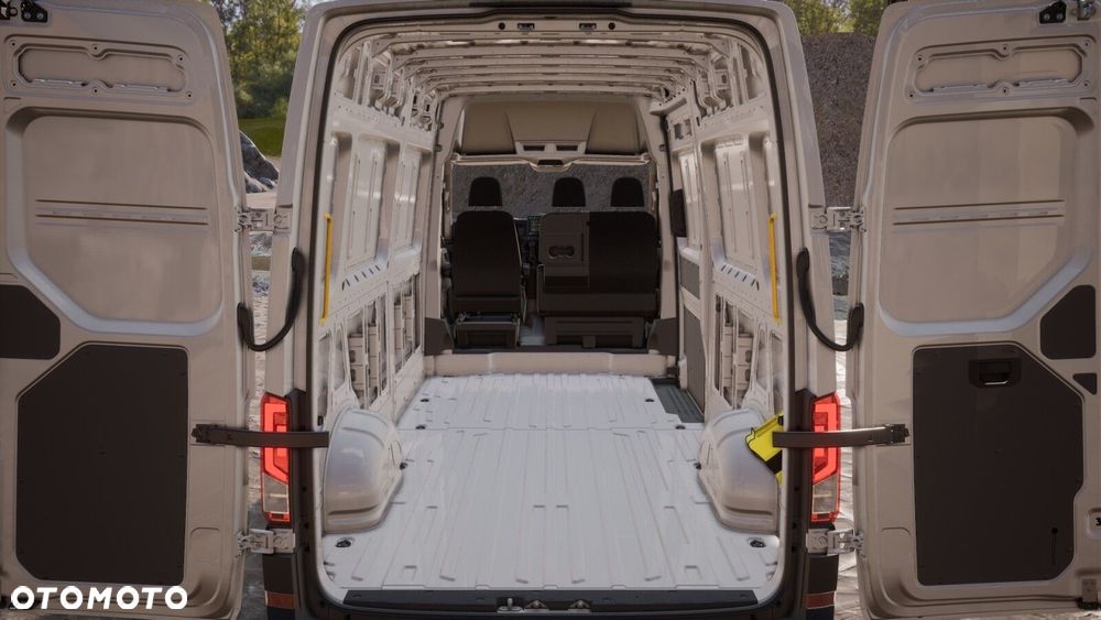 Volkswagen Crafter - 14