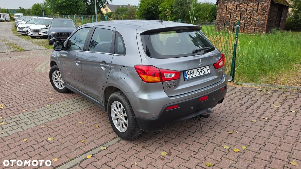 Mitsubishi ASX - 4