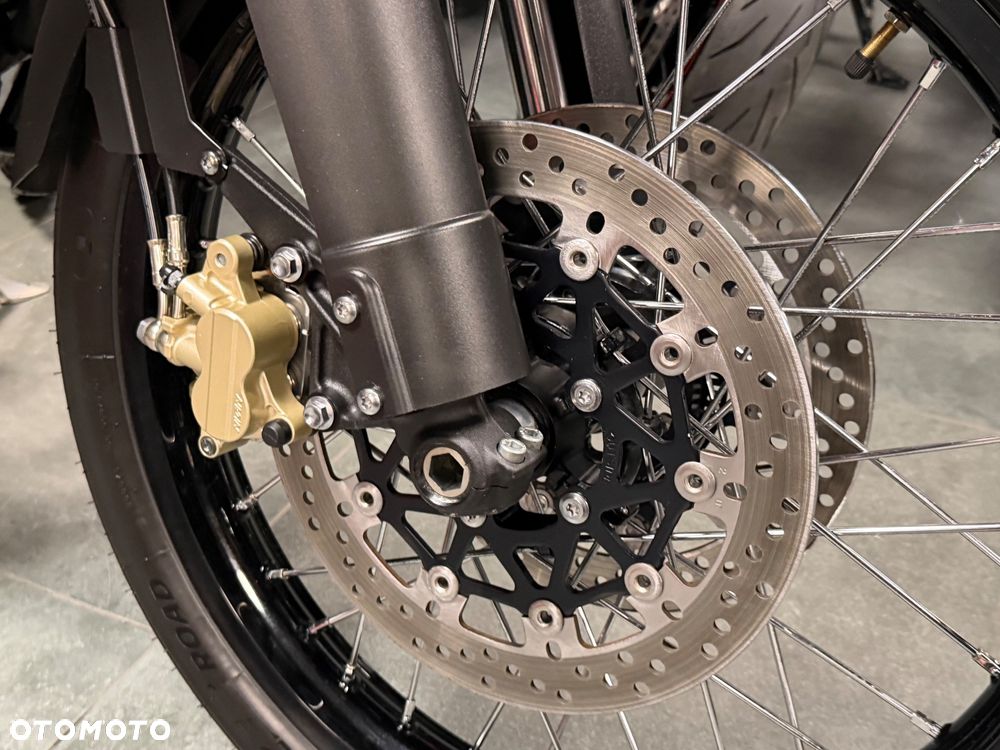Triumph Tiger - 21