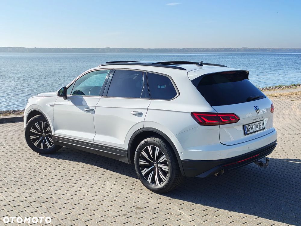 Volkswagen Touareg 2021 photo 3