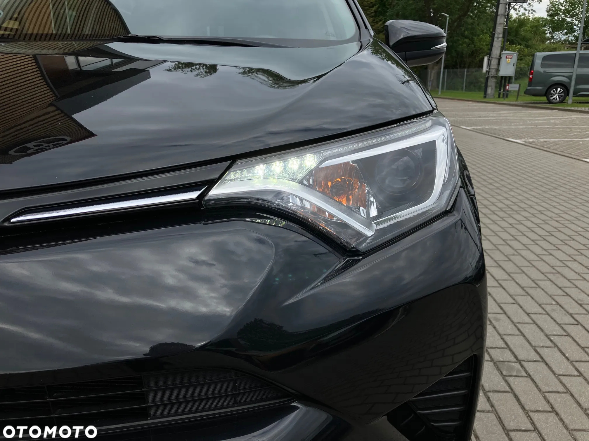 Toyota RAV4 2.0 Active 4x4 - 13