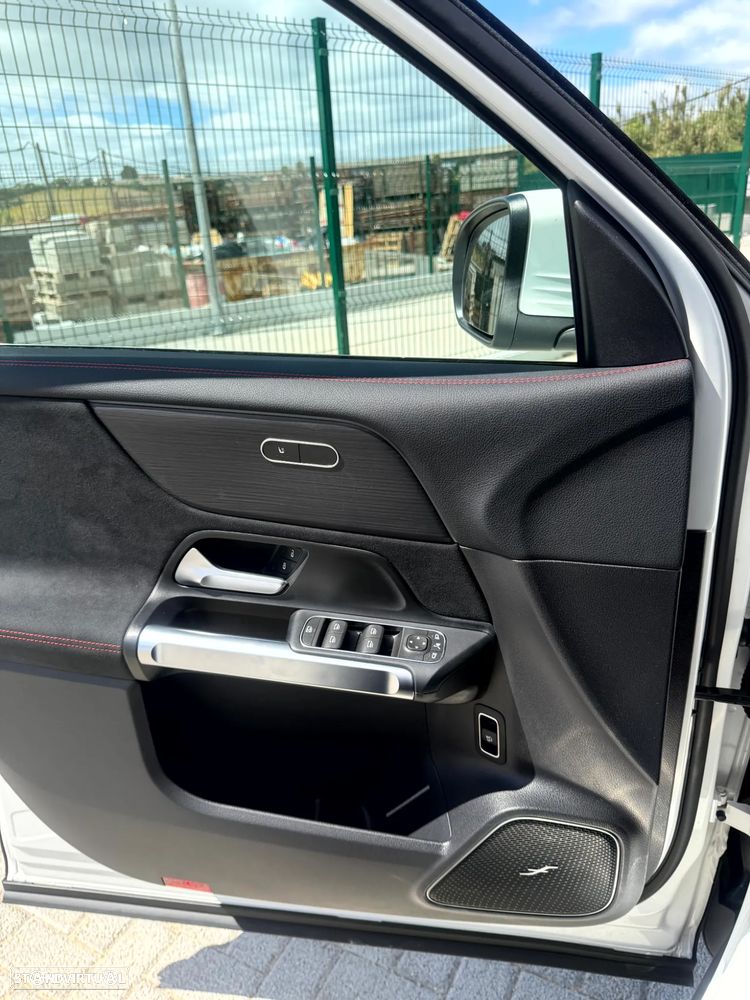 Mercedes-Benz EQB 250+ AMG Line - 15