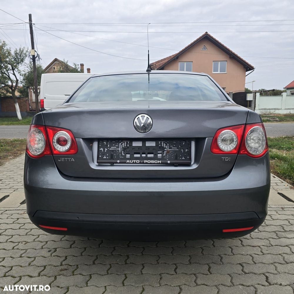Volkswagen Jetta 1.9 TDI DPF Comfortline - 3