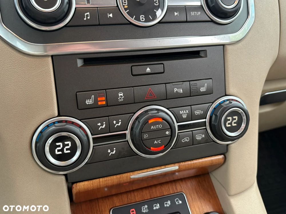 Land Rover Discovery IV 3.0 SD V6 HSE - 19