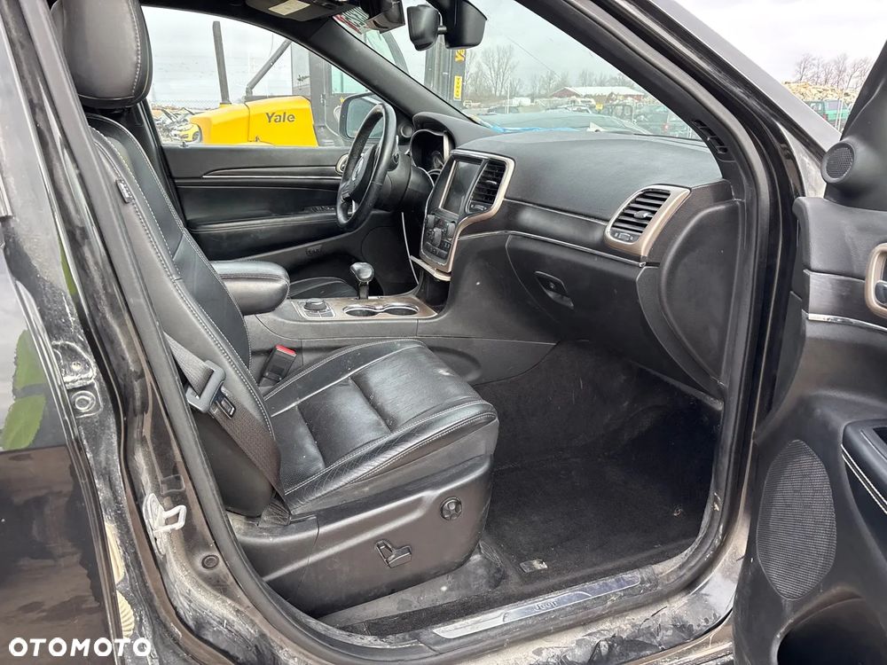 Jeep Grand Cherokee - 9