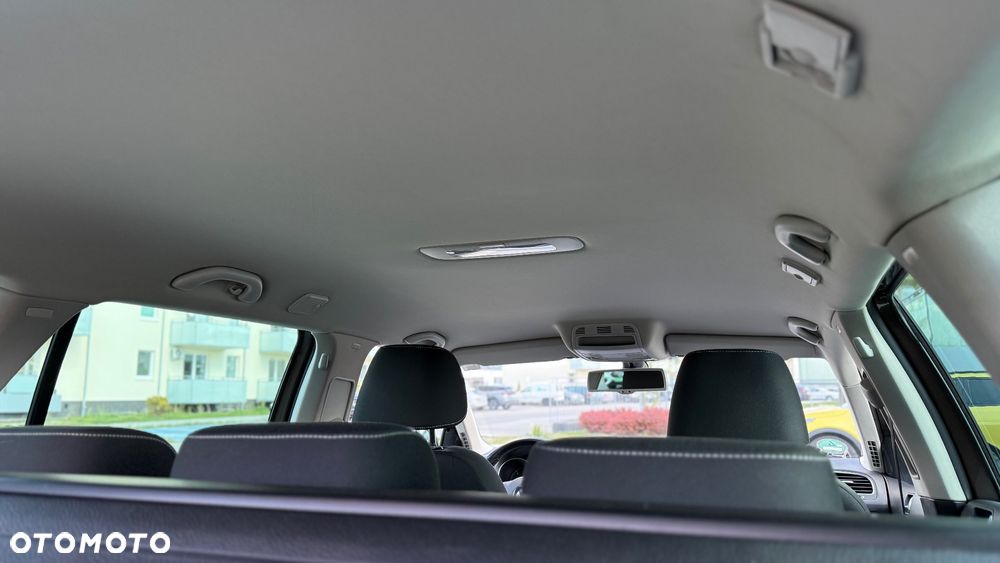 Volkswagen Golf 1.6 TDI DPF MATCH - 32