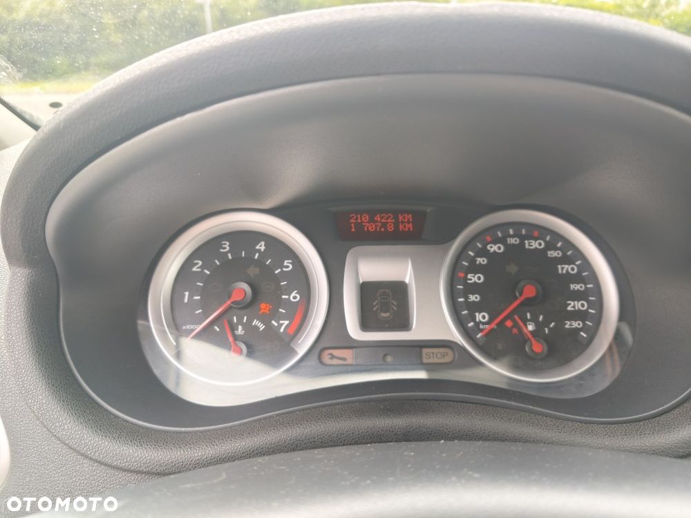 Renault Clio - 8