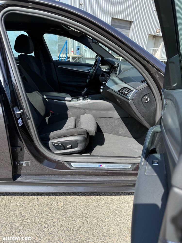 BMW Seria 5 520d Aut. M Sport Edition - 11