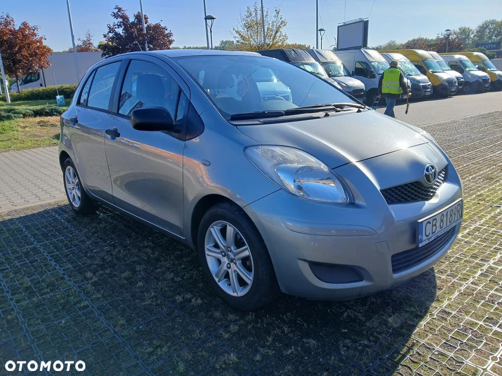 Toyota Yaris 1.33 Sol - 5