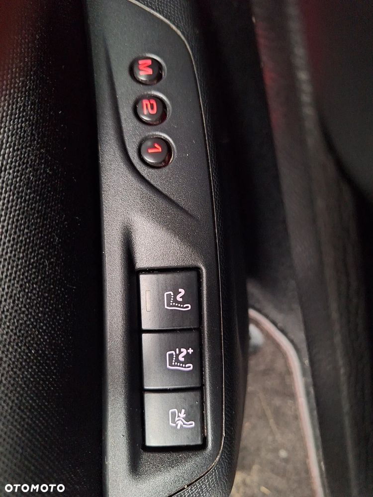 Peugeot 308 - 12