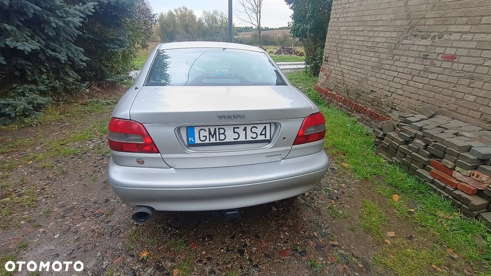 Volvo C70 2.0T - 4