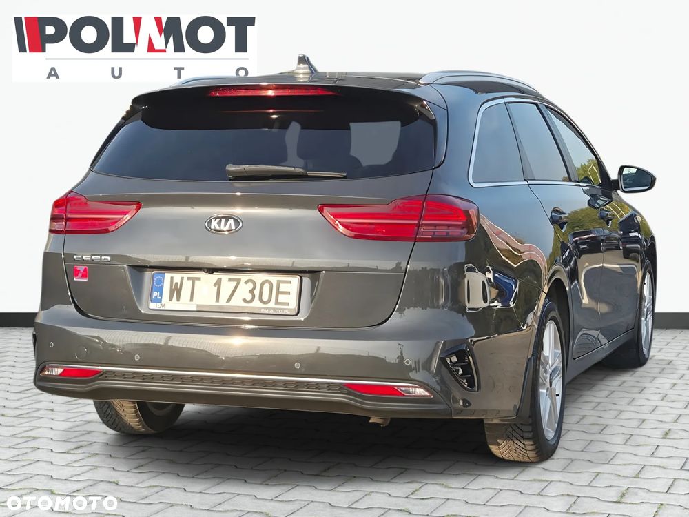 Kia Ceed 1.5 T-GDI L Business Line Plus DCT - 17