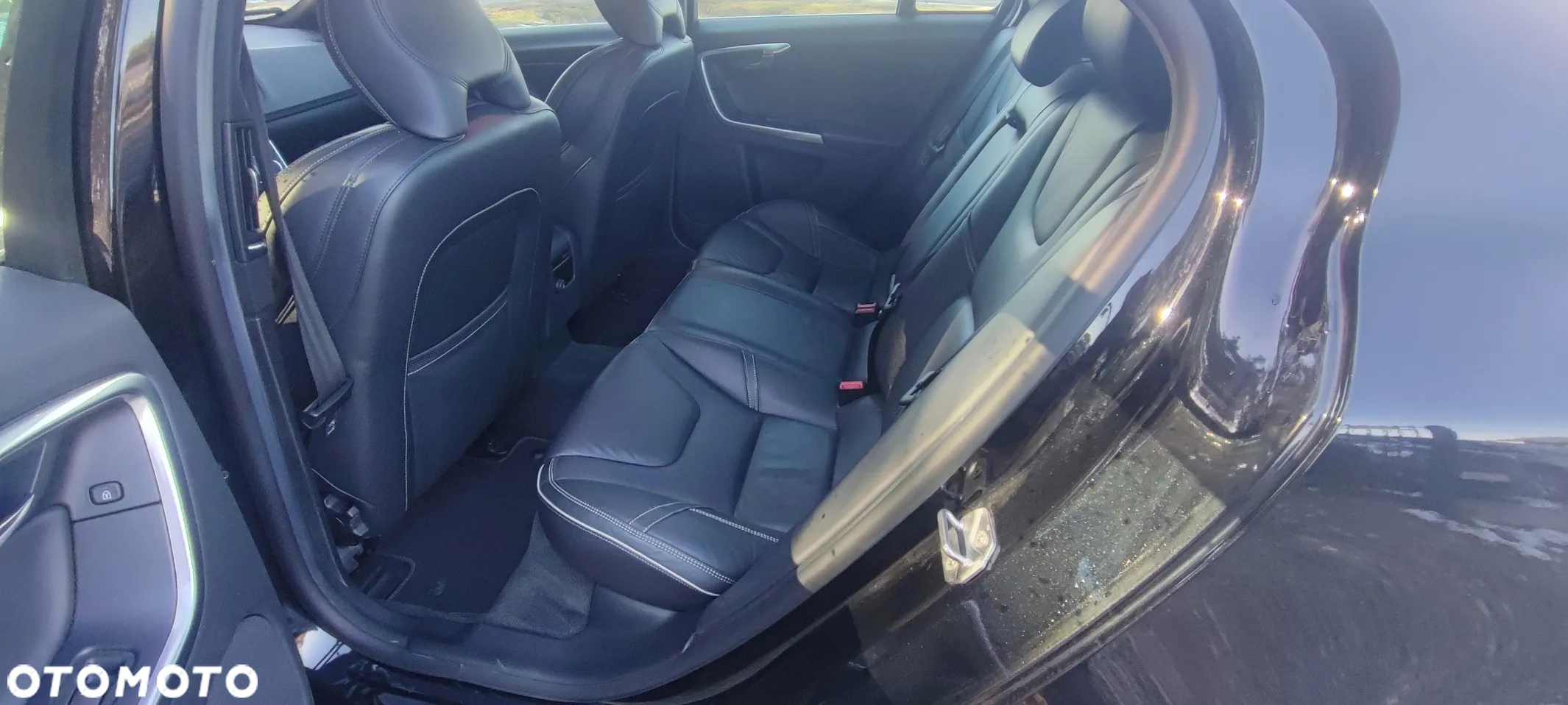 Volvo S60 D4 Drive-E R-Design Momentum - 11