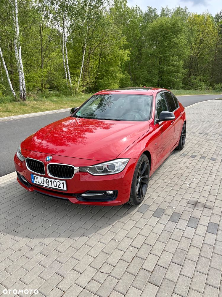 BMW Seria 3 320d Sport Line - 12