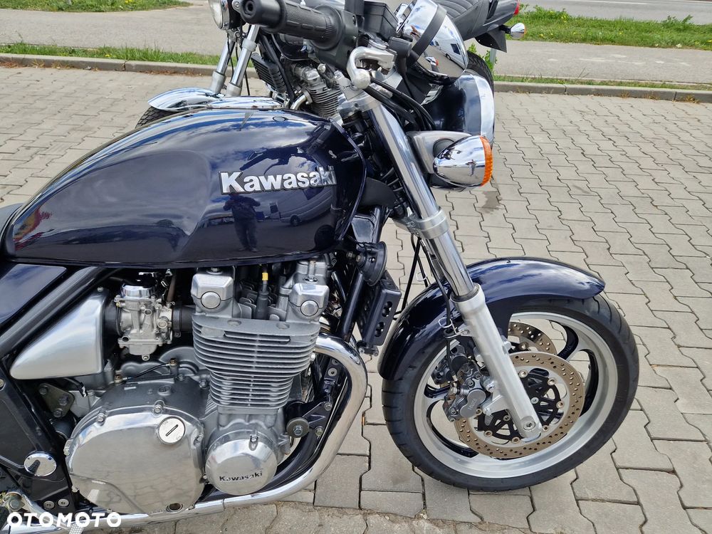 Kawasaki Zephyr - 4
