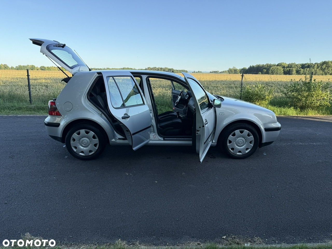 Volkswagen Golf 1.4 Comfortline - 37
