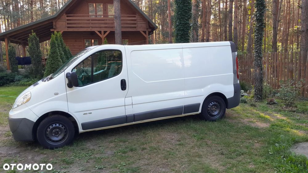 Renault Trafic - 2
