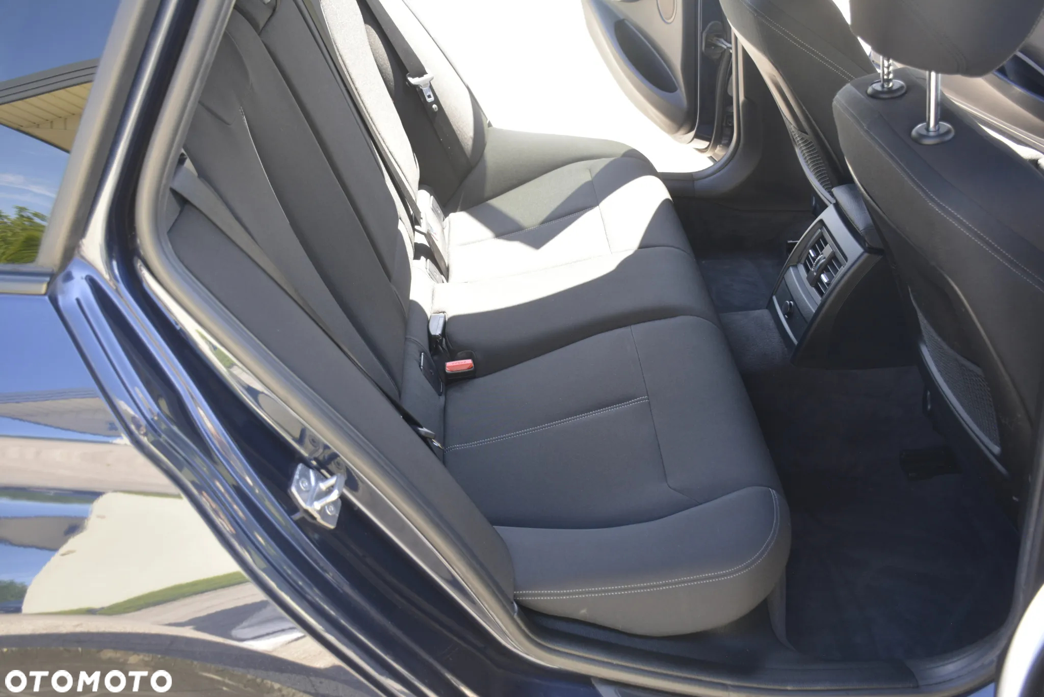 BMW Seria 3 320d Efficient Dynamics Sport Line - 22