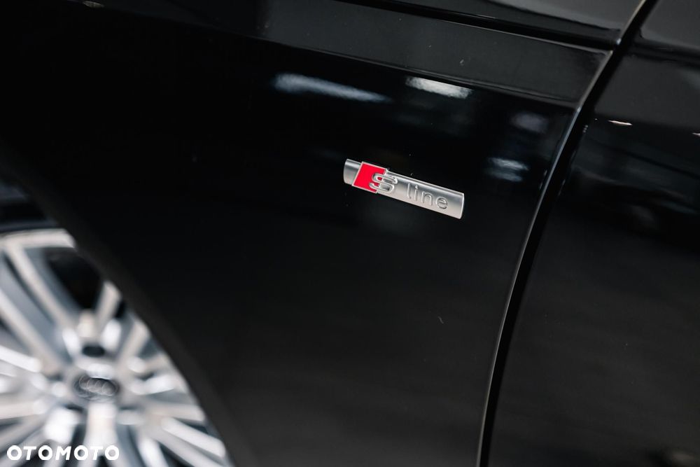 Audi A4 Avant 40 TFSI mHEV S Line S tronic - 38