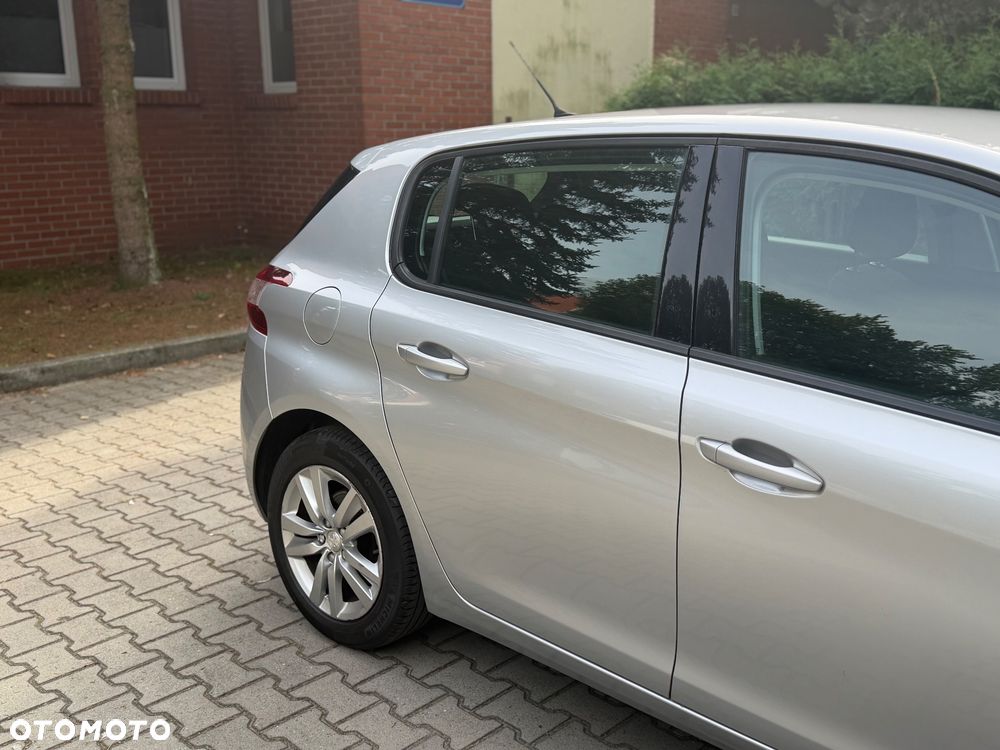Peugeot 308 BlueHDi 150 Stop & Start Allure - 4