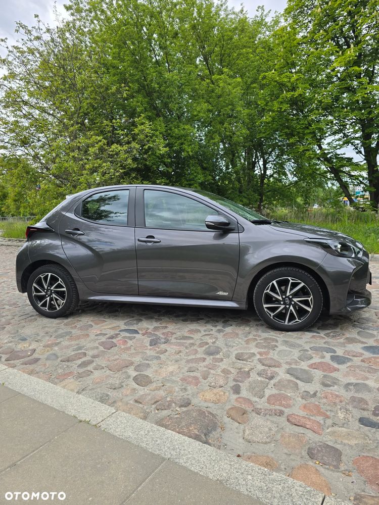 Toyota Yaris 1.0 Premium - 19