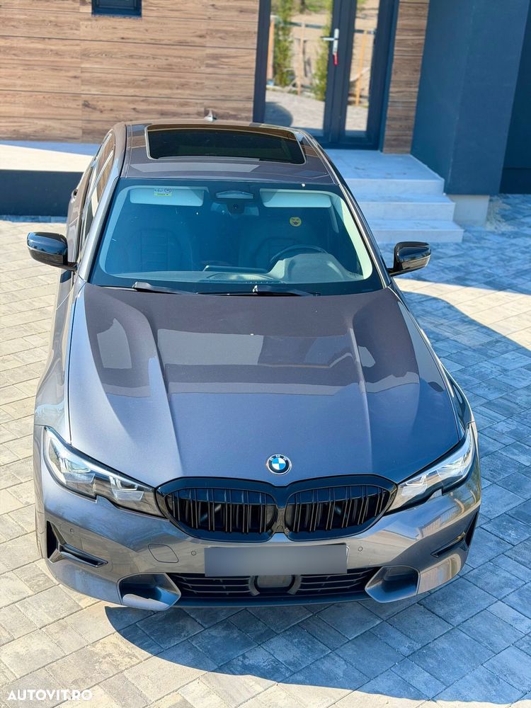 BMW Seria 3 320d xDrive AT Luxury Line - 7