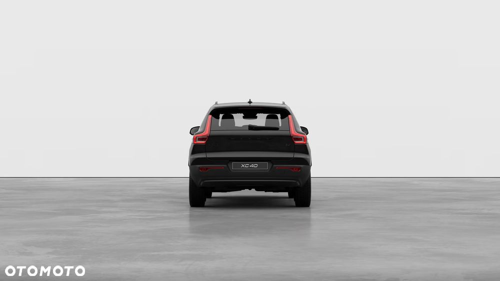 Volvo XC 40 B4 Ultra Black Edition - 7