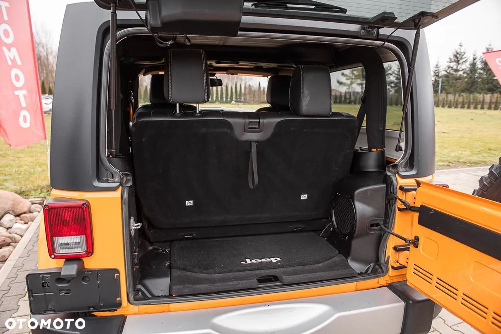 Jeep Wrangler 3.6 Automatik Sahara - 19