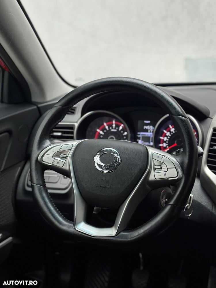 SsangYong Tivoli - 16