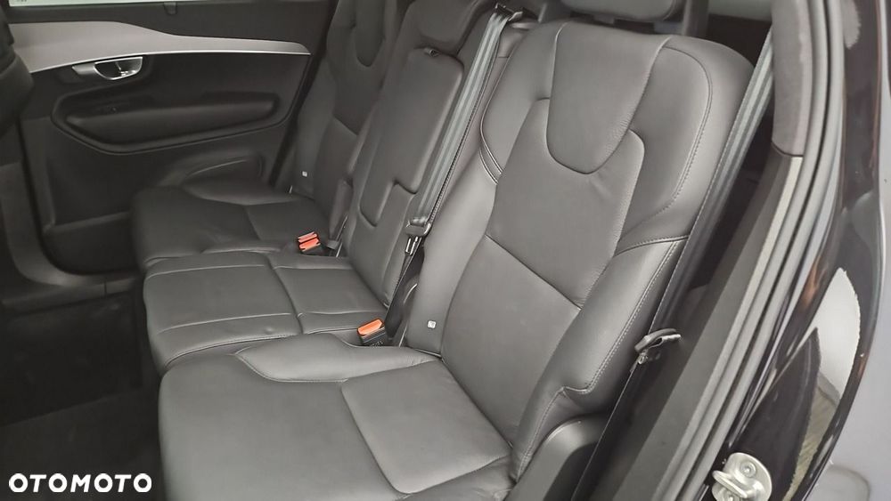 Volvo XC 90 B5 D AWD Plus Bright - 22