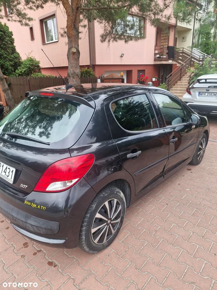 Peugeot 207 1.4 Presence - 9